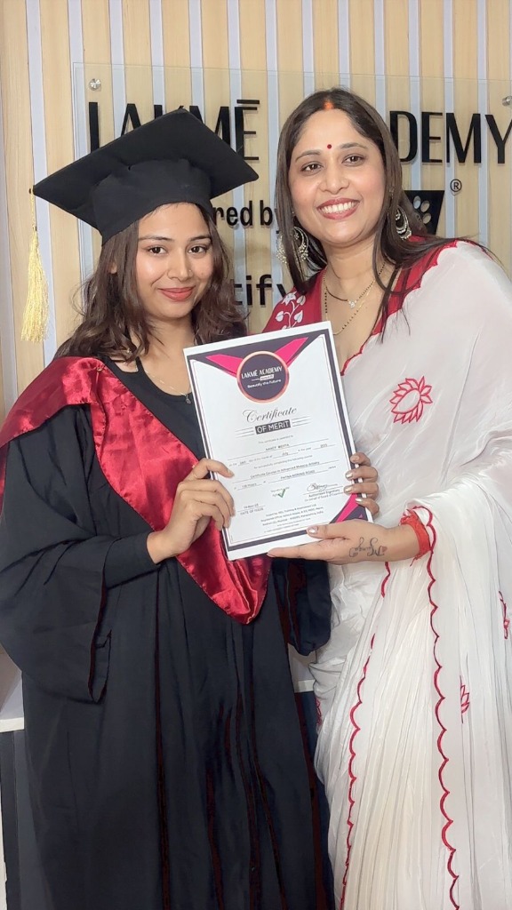 Nancy Mehta - Best Makeup Artist in Patna Bihar with Lakme Academy Certificate